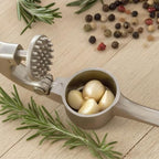 Garlic Press Set - Professional Stainless Steel Garlic Mincer with Silicone Peeler and Cleaning Brush, Rustproof Dishwasher Safe Kitchen Tool