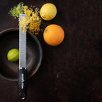 Microplane Premium Classic Series Zester 18/8, Black - Lemon Zester & Cheese Grater & Vegetable Grater - Citrus, Parmesan Cheese, Garlic, Ginger, Nutmeg, Chocolate - Stainless Steel Grater