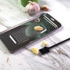 Stainless Steel Ginger Grater, Lemon Zester, Cheese Grater with Wasabi Garlic Grinding Tool for Sushi, Sashimi, Tempura, Silver