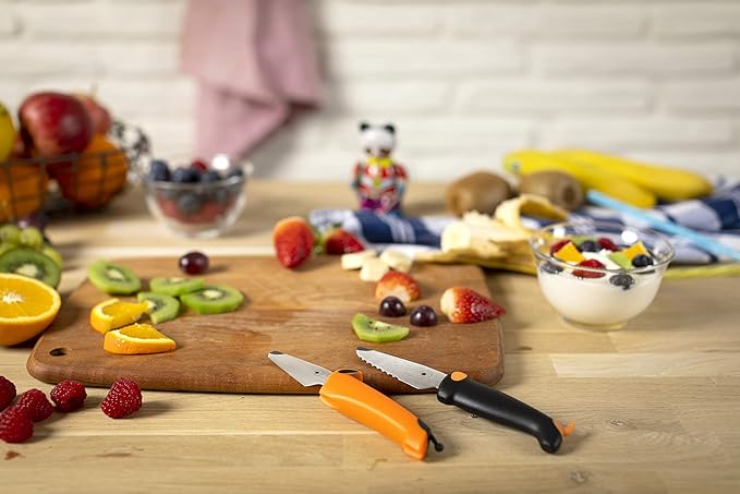 Kuhn Rikon Kinderkitchen Dog Knife Straight Blade, sharp enough to cut food but not small fingers, Orange