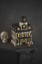 Lenox Vintage Halloween Light-Up House Figurine, 9.25-Inch, Porcelain Haunted House, Halloween Decor Indoor, Fall Decor, Spooky Indoor Decorations (1 Light-Up Figurine) 3 AAA Batteries Not Included