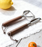 Ugotit Vegetable Peeler Stainless Steel Steel with Wood Handle, Premium Potato Veggie Fruit Peelers for Kitchen, Apple Carrot Cucumber Peeler, Ultra Sharp Rotary Blade