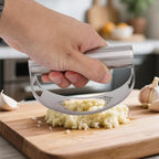 Stainless Steel Hand Garlic Presser Set, Hand Garlic Press with Plastic Peeler Tube and Brush Ginger Crusher Supplies for Kitchen Vegetable Processing Tools