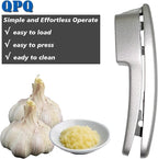 QPQ 2-in-1 Professional Garlic Press and Peeler Set, Aluminum Kitchen Tool with Built-in Cleaner, Manual Crusher and Mincer for Unpeeled Garlic Cloves,Fast And Portable Garlic Peeler