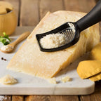 Parmigiano Smart Cheese Spoon Grater - EMILIA FOOD LOVE Selected with love in Italy