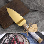 TANG SONG Rustic Style Stainless Steel Wedding Cake Knife and Serving Set Resin Plastic Handle with Twine Heart Love Wood Tag and Burlap Lace Design（Gold）